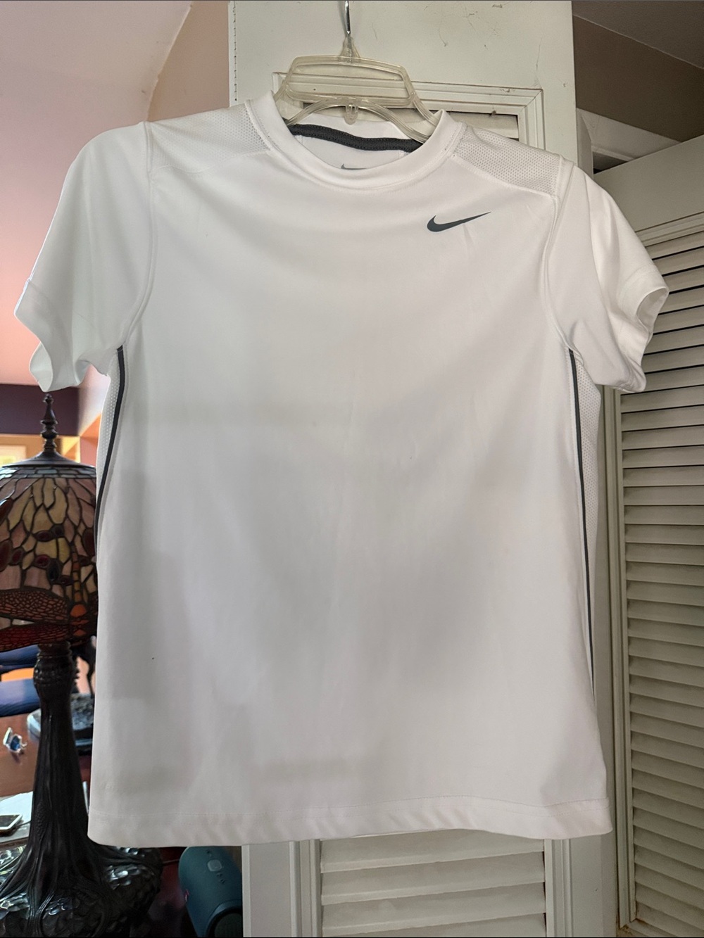 Nike White Short Sleeve Athletic Crew Neck Shirt